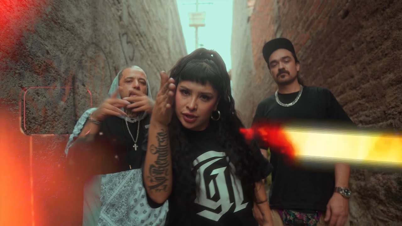 Yaz Tarelo, @ILUMINATIKOFICIAL - Así Es la Vida (Video Oficial)