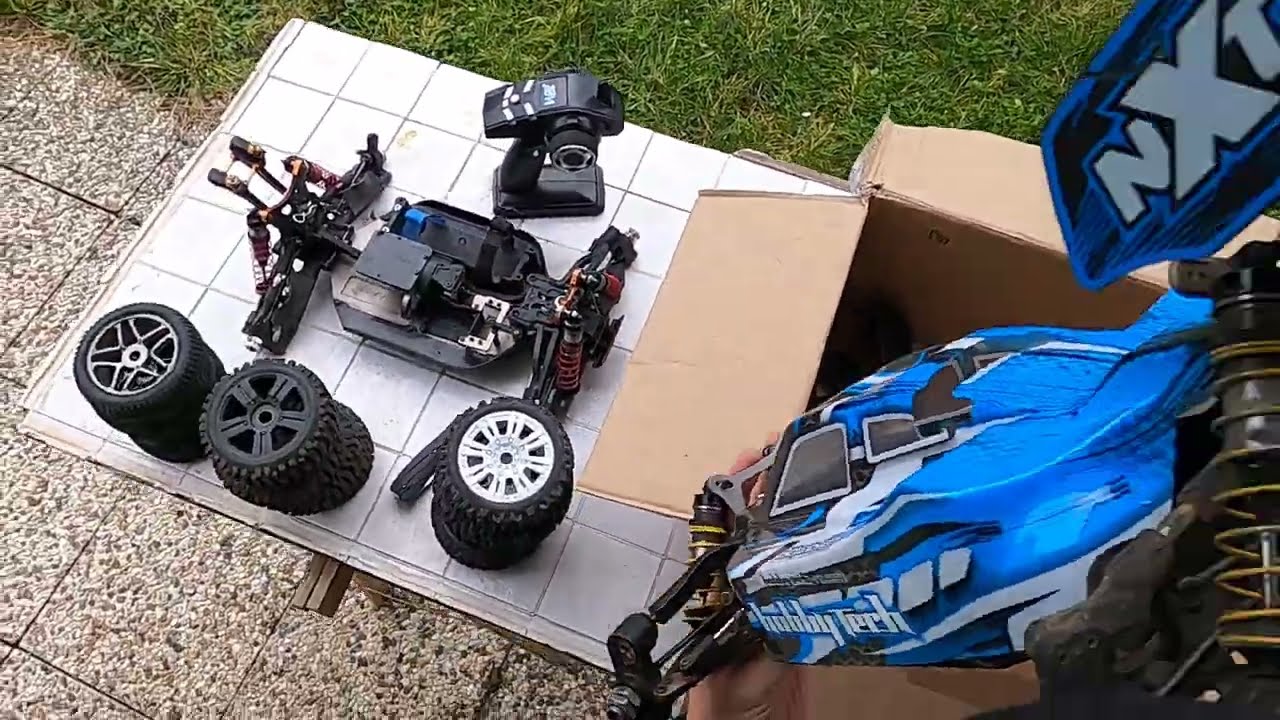 NXT? Unbox Tombola Many RC Garage68 de Noël