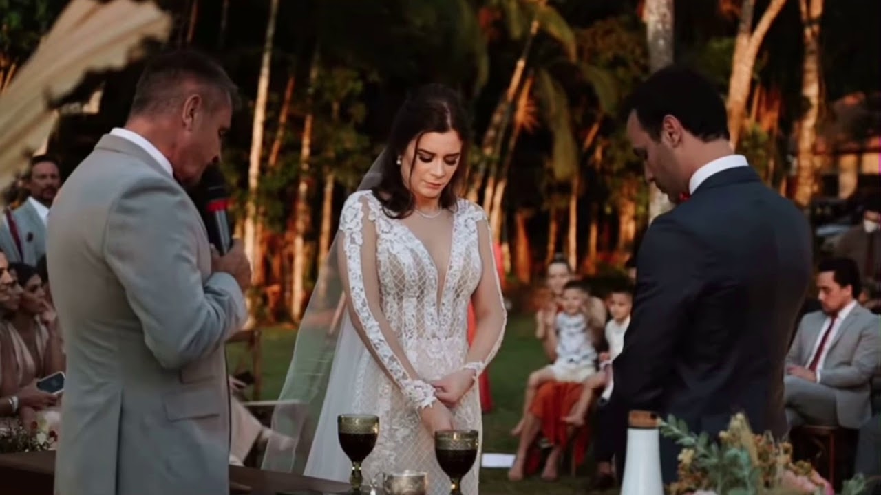 Santa Ceia na cerimônia de casamento - Grande é o Senhor - Luma e Igor