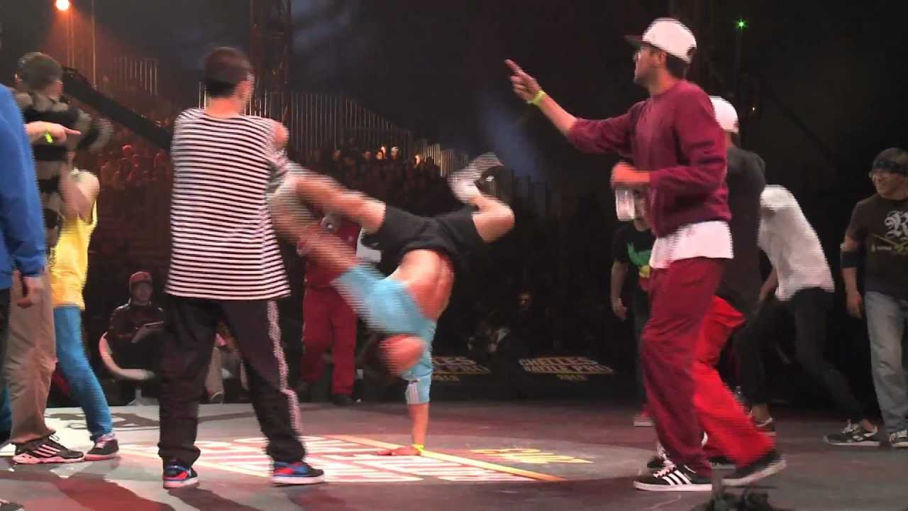 Top Eastside Dogz vs DreamTeam Venezuela | Chelles Battle Pro 2013 | 8 vs 8 Quarterfinal