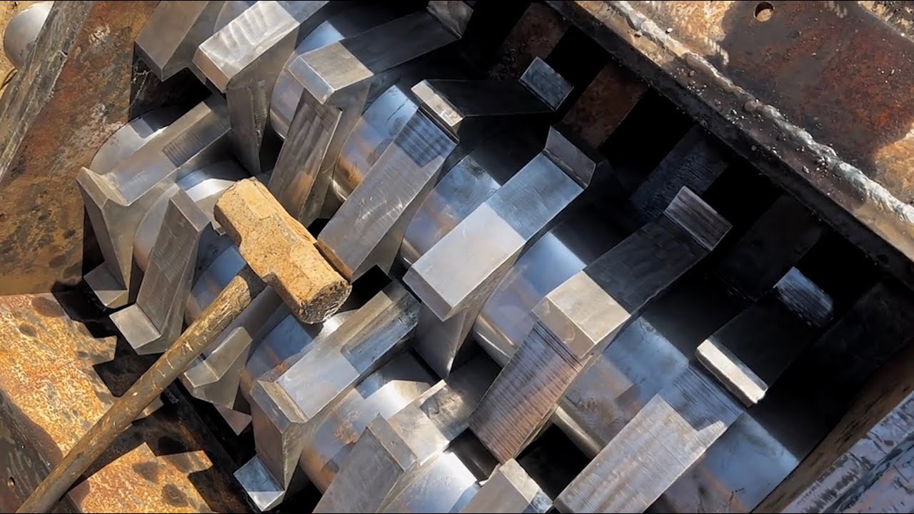 Most Powerful Hammer VS Large Shredder