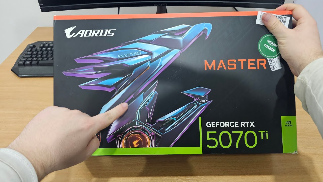 RTX 5070 Ti Aorus MASTER - UNBOXING #aorus #nvidia #gpu #unboxing #pc #tech #funny #geforce #diy 