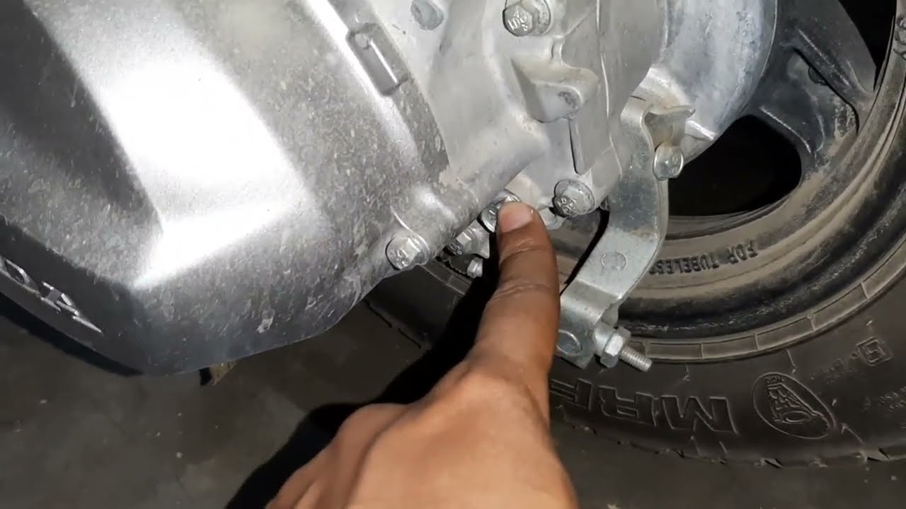 How to Change Gear Oil in Scooters? Activa 125 bs6