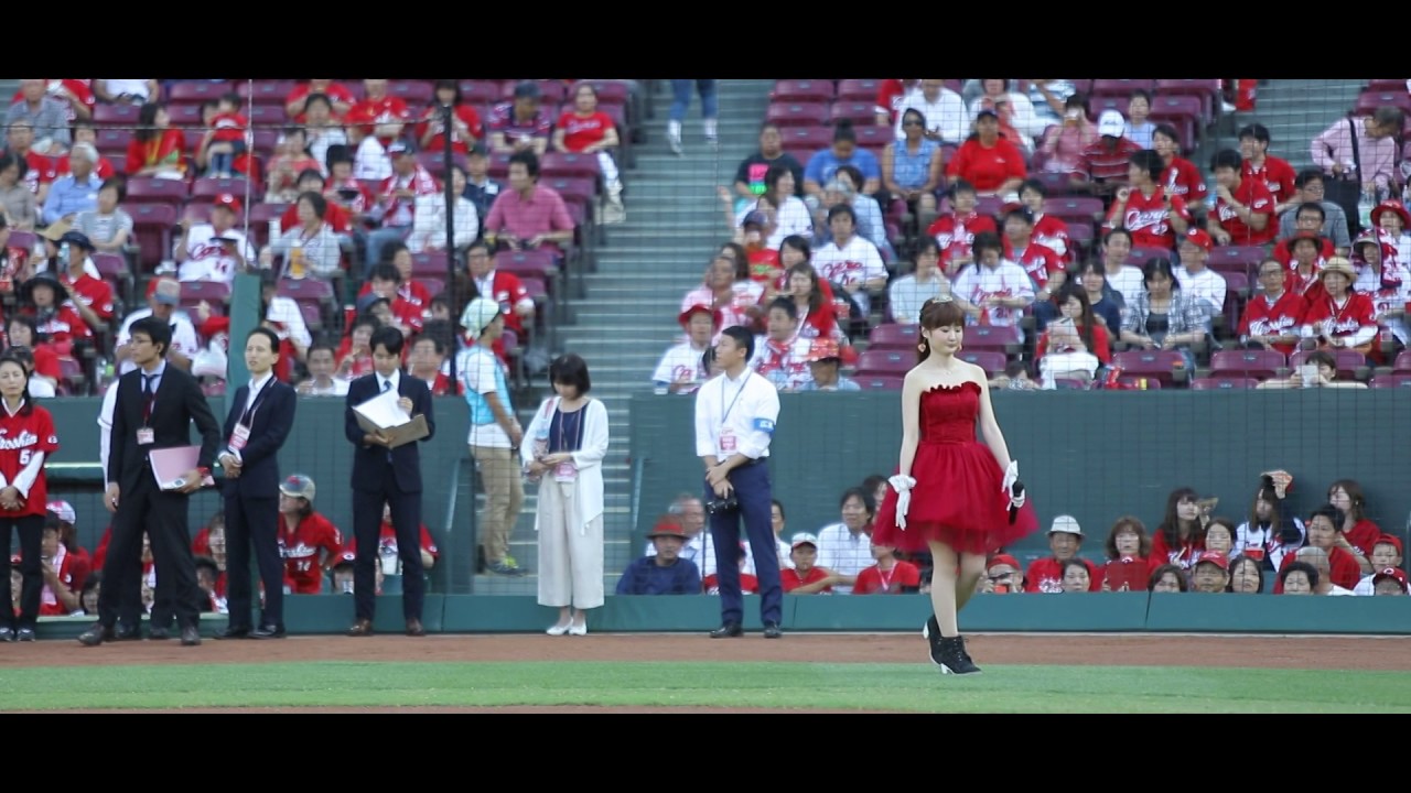 Dressingちゃん マツダスタジアム国歌斉唱