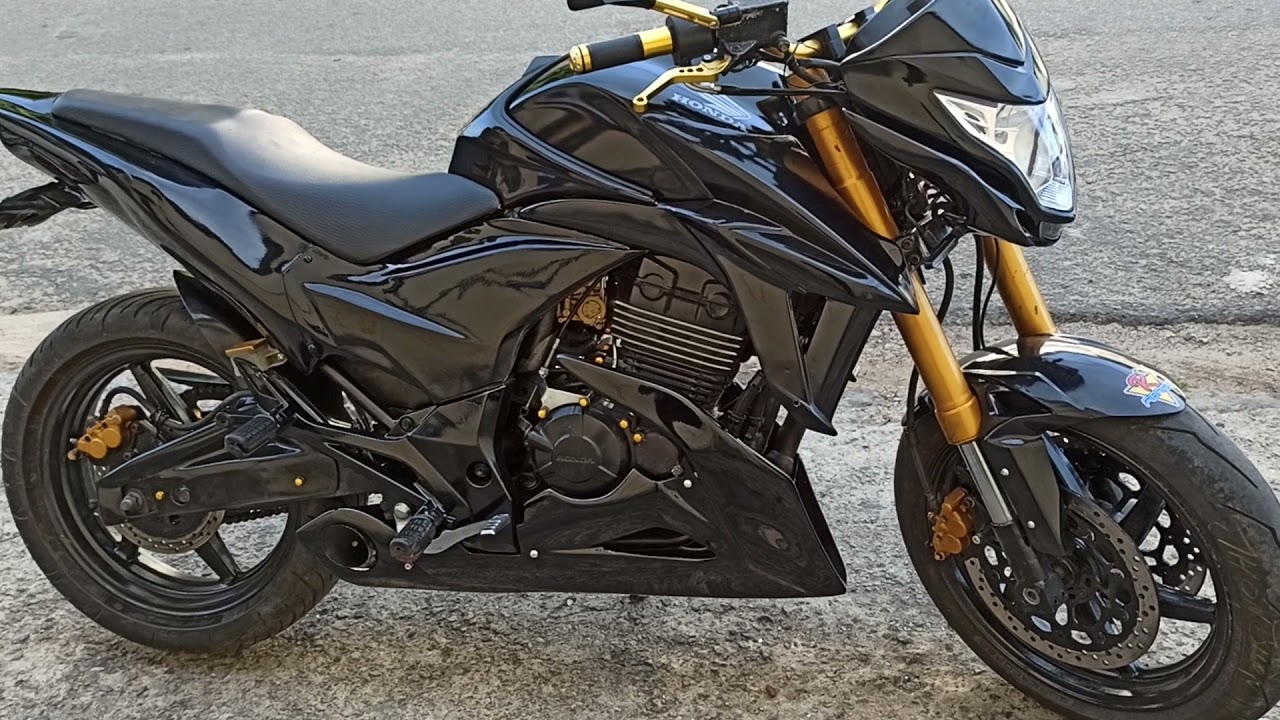 Cb300r modificada top Rfibraacessorios venda pra todo Brasil zap 85985757555.
