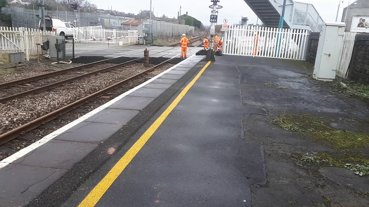 Network rail fixing Llanelli east crossing fixing the track circuit failure