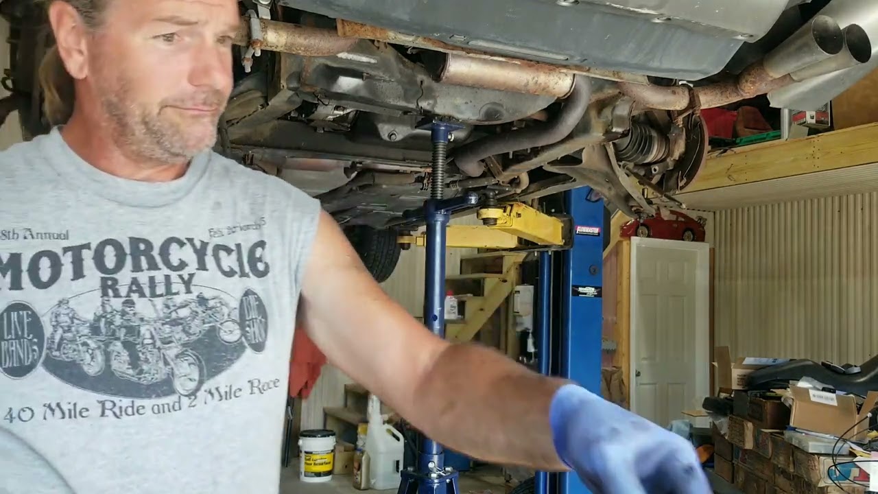 Pontiac Fiero clutch install