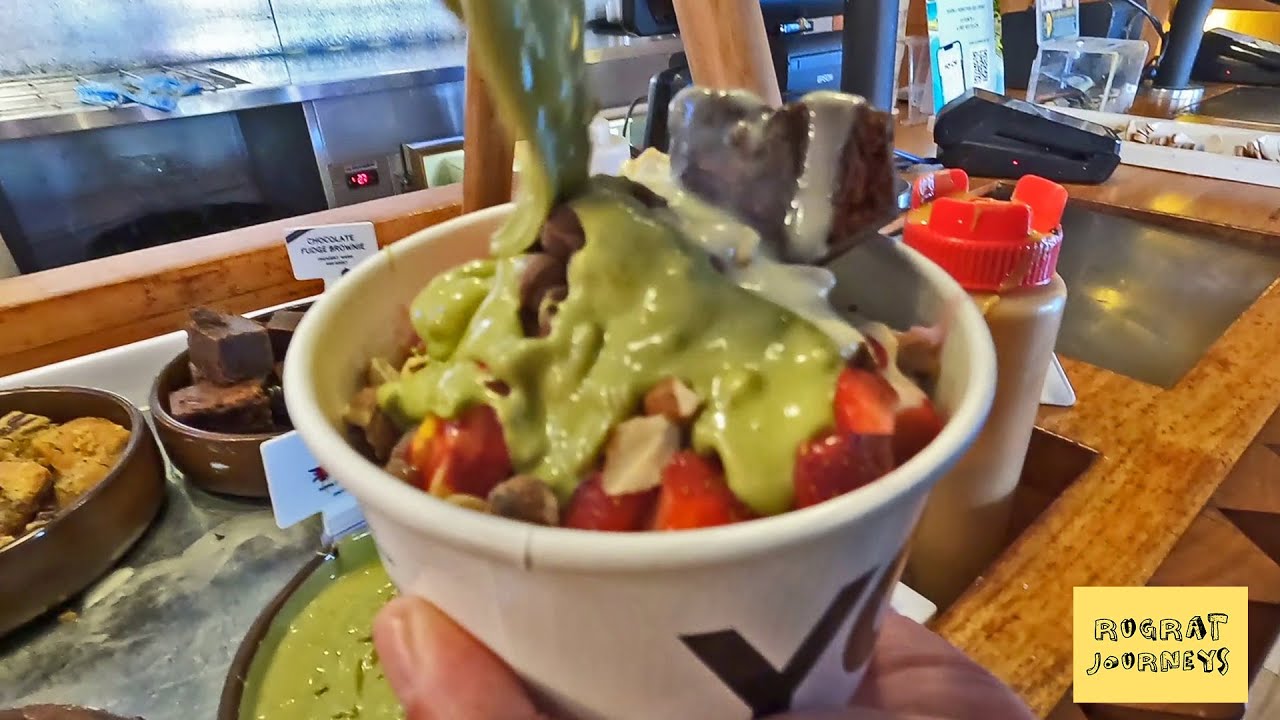 Melbourne's YoChi Dessert Bar: Local Spot for Frozen Yogurt with Vegan Options
