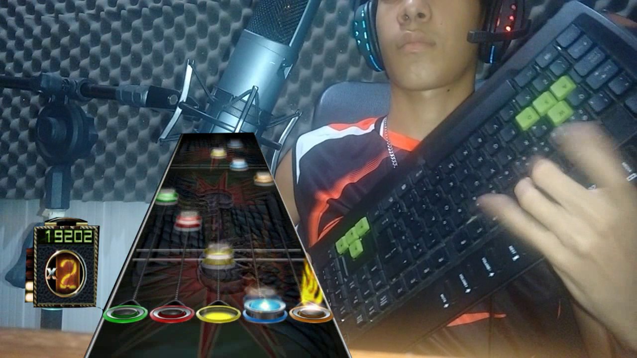 ►Guitar Hero III - Jogando no Teclado!