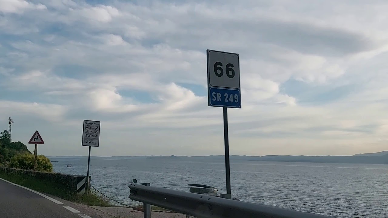 Lake Garda from North to South/Lago di Garda/Озеро Гарда.