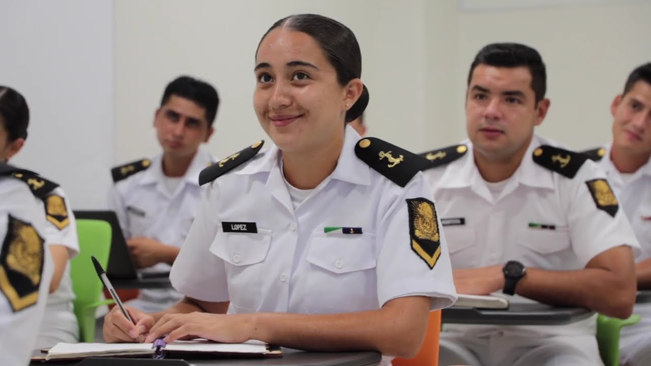 Orgullo Veracruzano - Heroica Escuela Naval Militar (2)