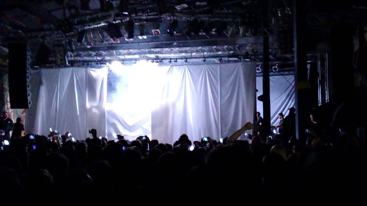 Sido - Intro & Hier Bin Ich Wieder (Live in Stuttgart, LKA Longhorn 04/04/14)