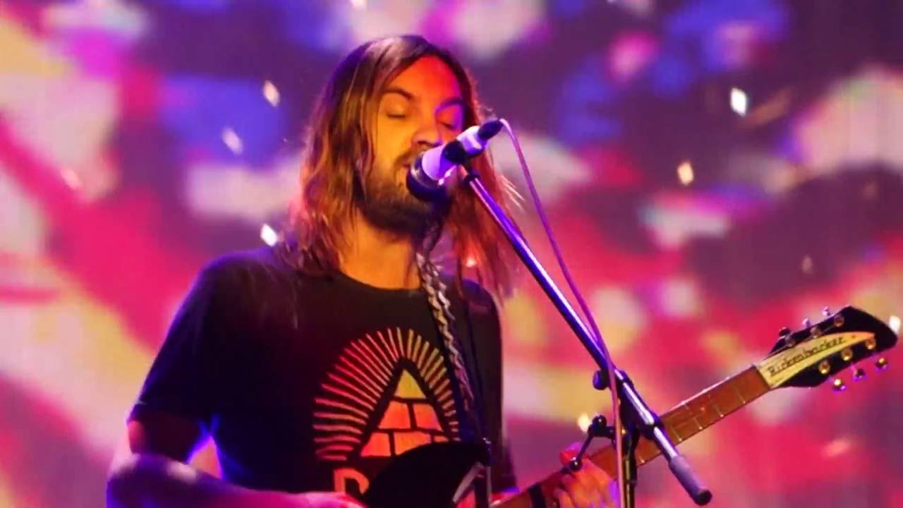 Tame Impala - The Less I Know the Better – Live in Berkeley
