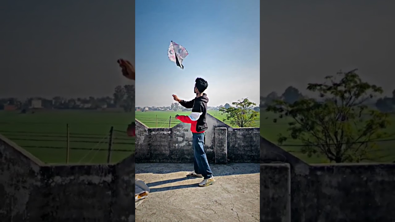 flying biggest kite😍 || flying 3 Tawa kite With Monofill Gattu 😱 || #biggestkite #shorts
