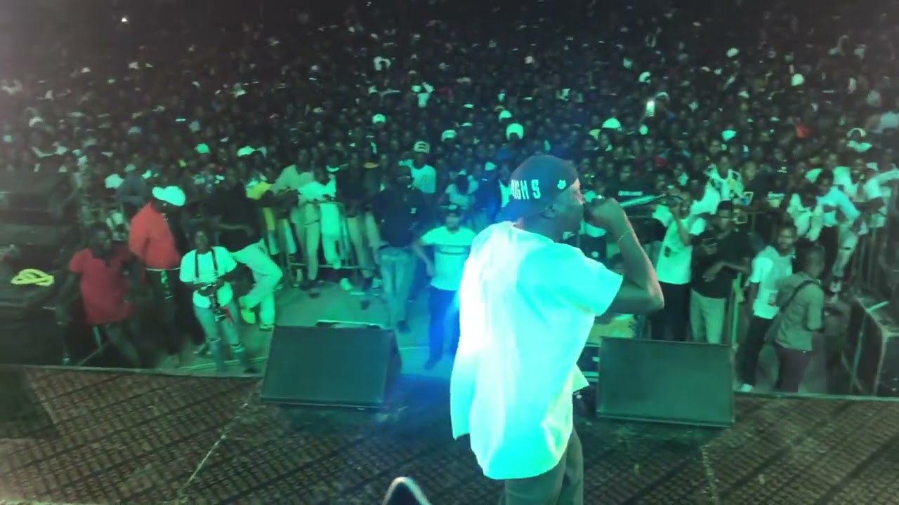 MC MO  prestation 15&eacute;me &eacute;ditions Asalamalekoum festival de Nouakchott 2022