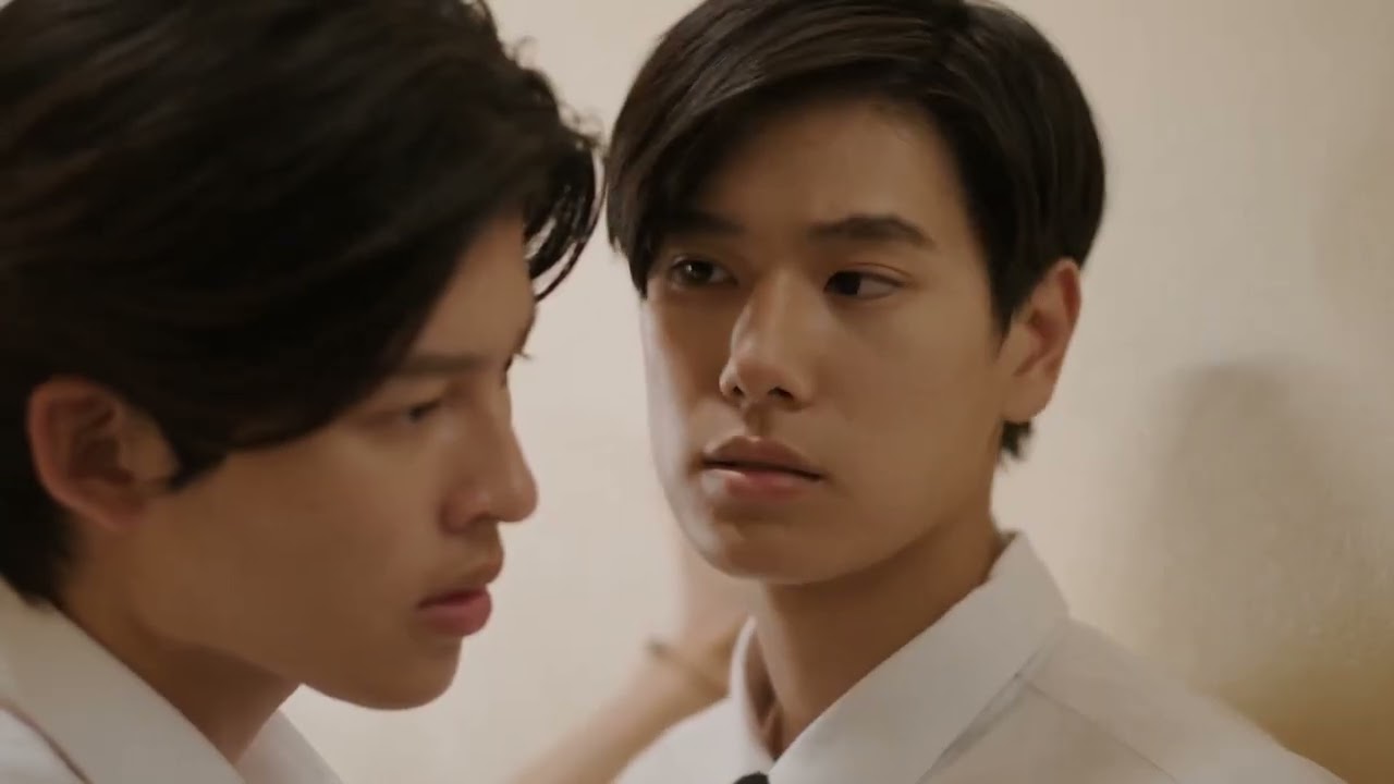 Rich boy falls in love with BodyGuard❤️ | Never Let Me Go | Collide