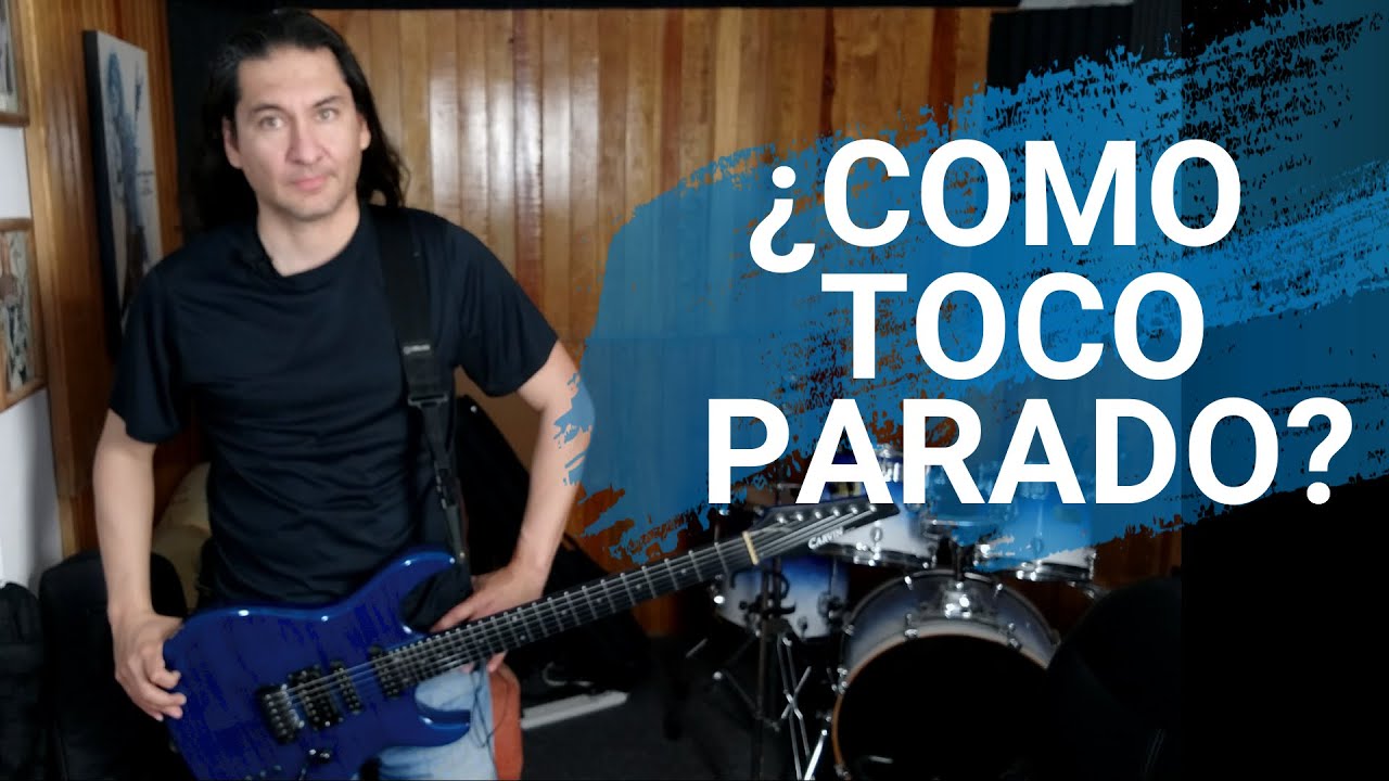 TOCAR LA GUITARRA PARADO VS TOCAR SENTADO... ¿Como le hago? (Mini lección)