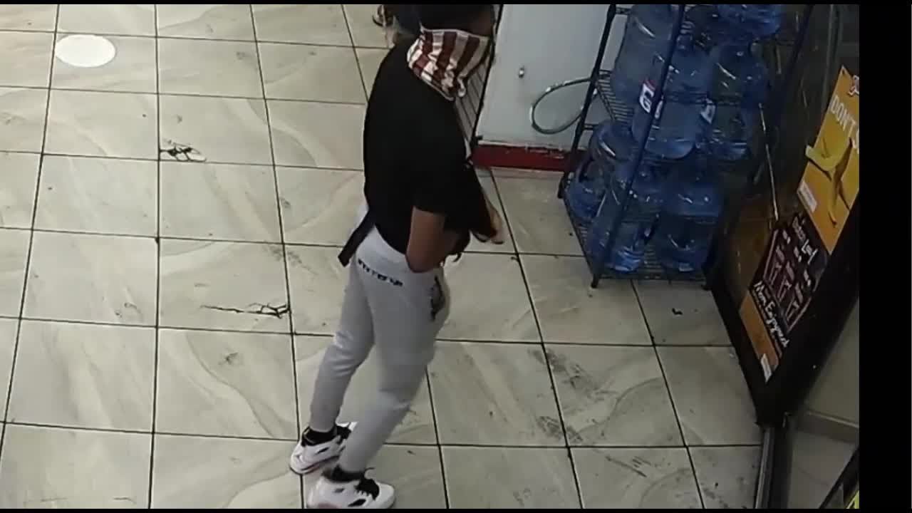 Police searching for suspect who shot at crowd, struck two people in Kensington