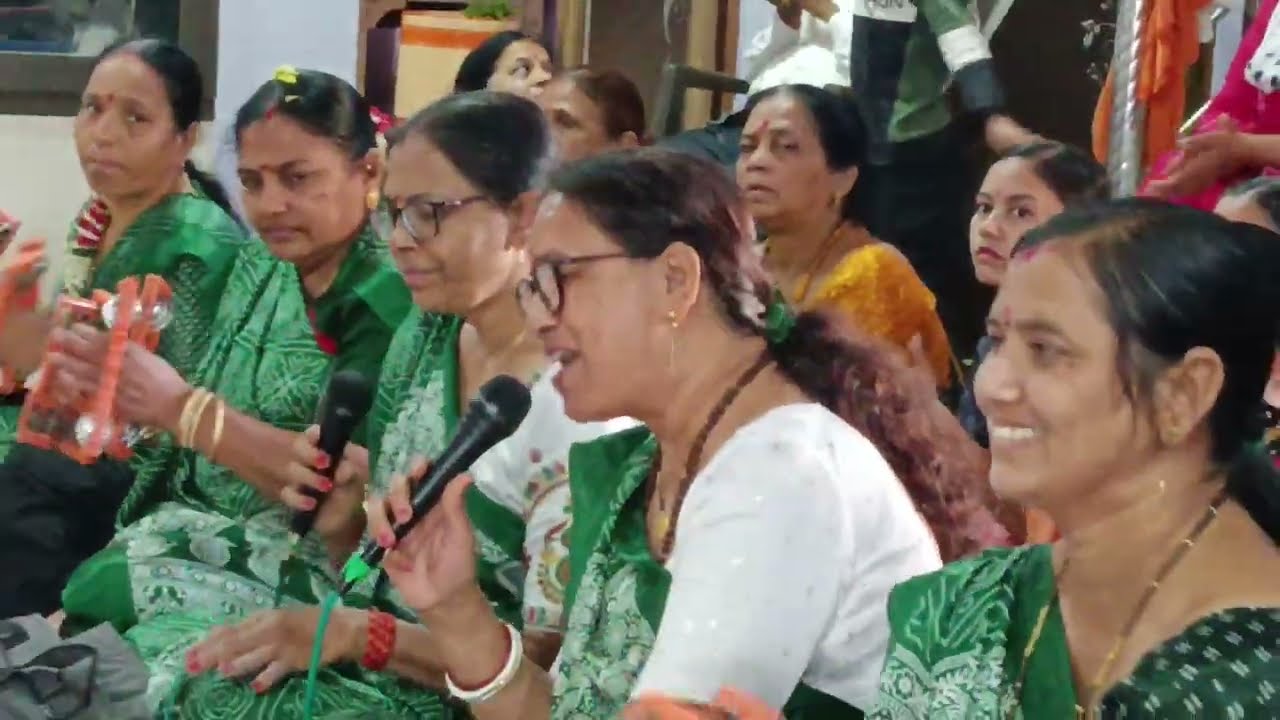 લખેલું છે 🌹 ભોલે ભજન 💐 મોરલી વાલી લાગી 💐
