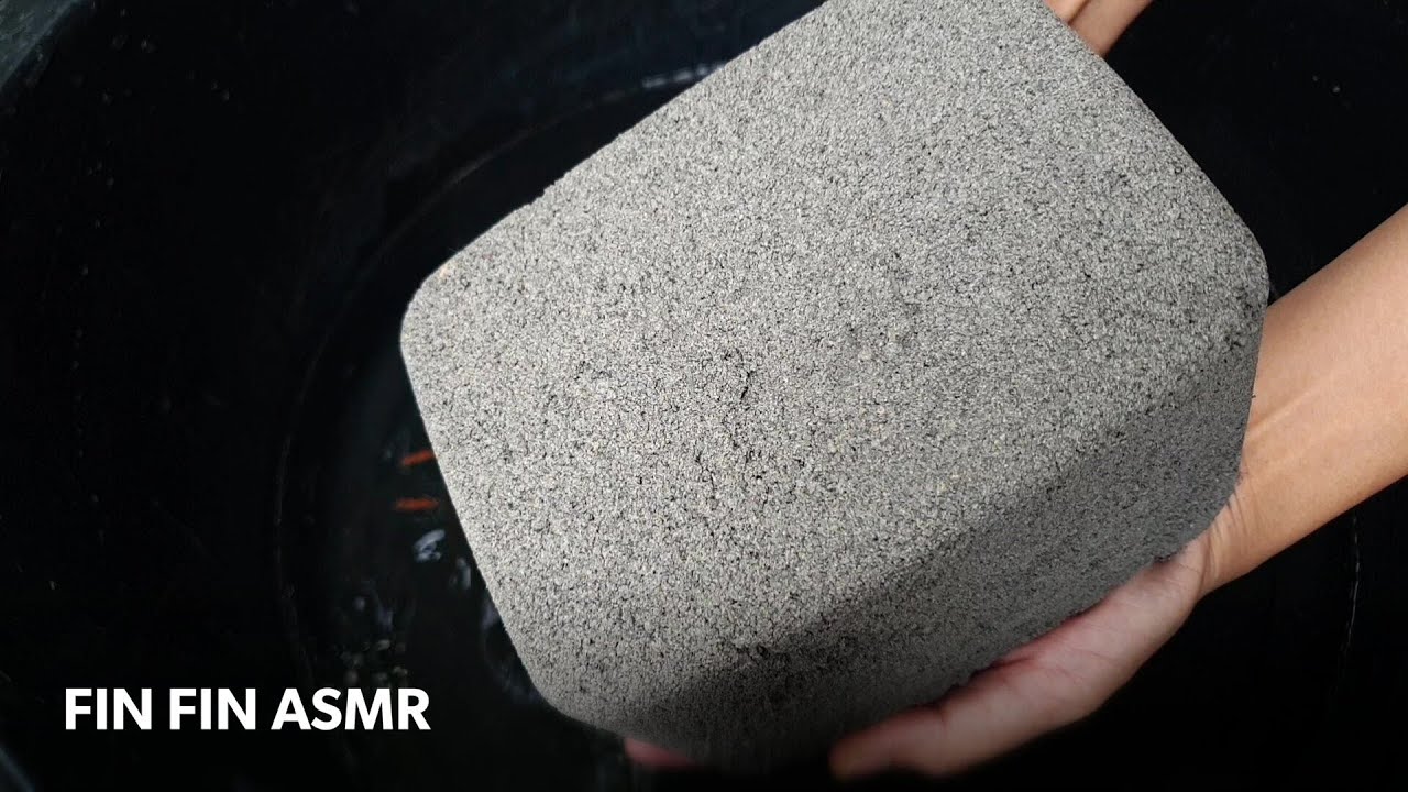 ASMR : Charcoal Blocks Crumble in Water #384