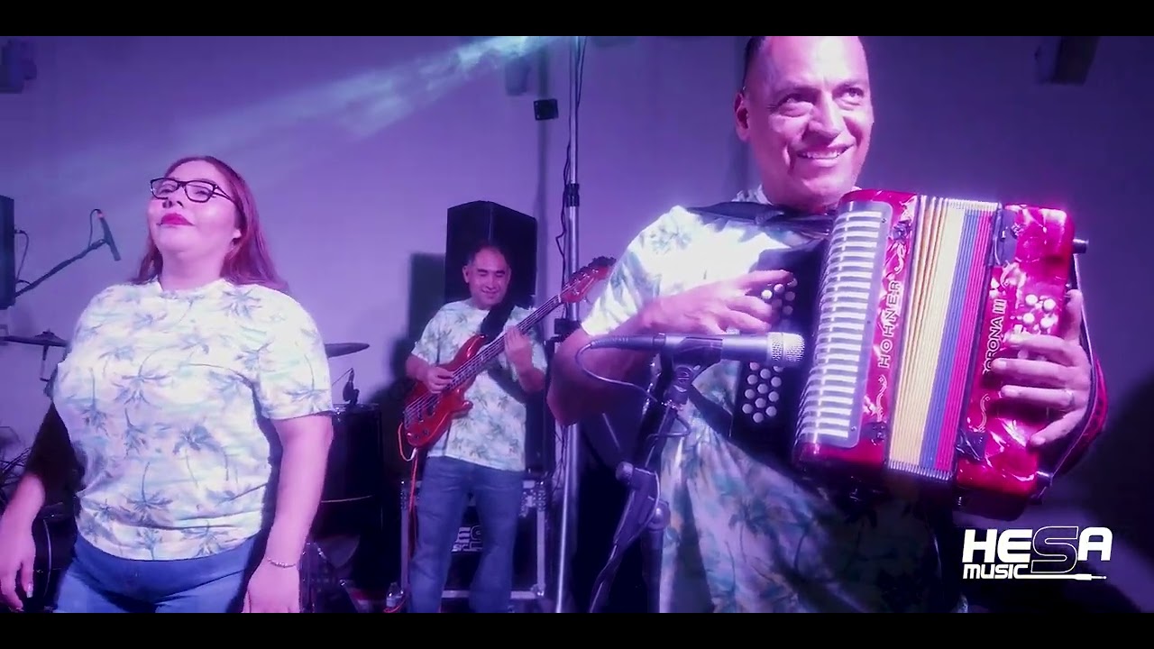 Chapeada Morena - Paco Silva y la Tropa Colombiana ( en vivo )