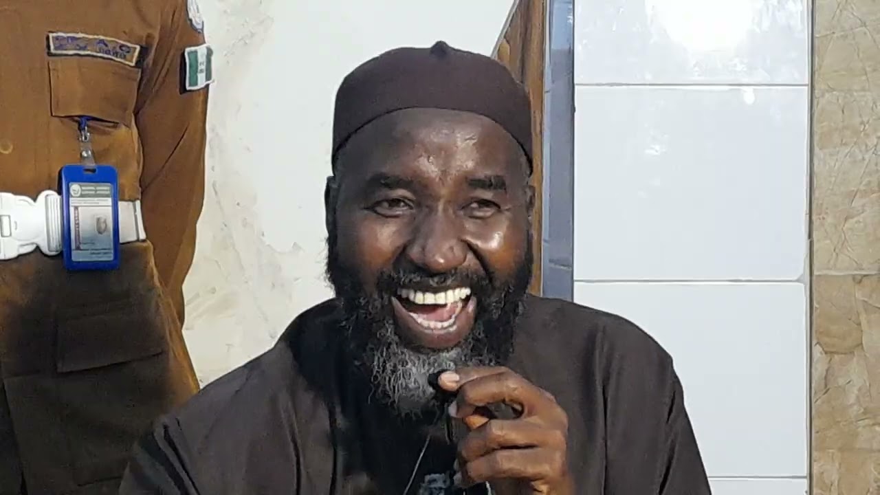 Saida voters card za'a Bude banki ! Inji Imam Ahmad Jidda Umar.... chief Imam na Durumi Fct Abuja 