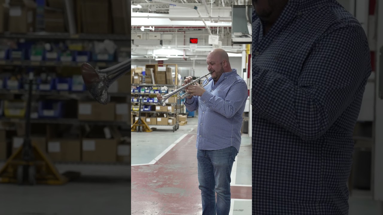 Esteban Batall&aacute;n plays Mahler 5 in the Bach Brass Factory