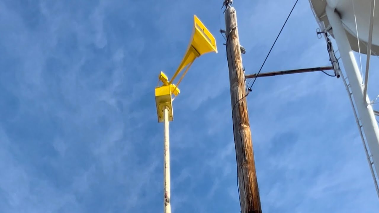 Federal Signal Thunderbolt 1003A Short Test - St. Paul, Nebraska