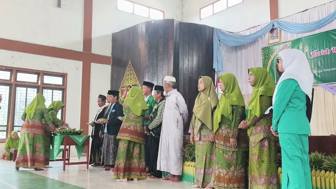 Mabruk Alfa Mabruk bersama Arju syafaah Mekar Mulya
