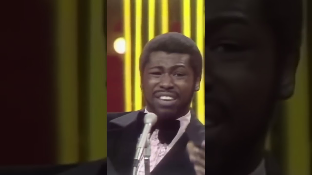 Teddy killing it with the classic Philly Sound group, Harold Melvin & The Blue Notes!