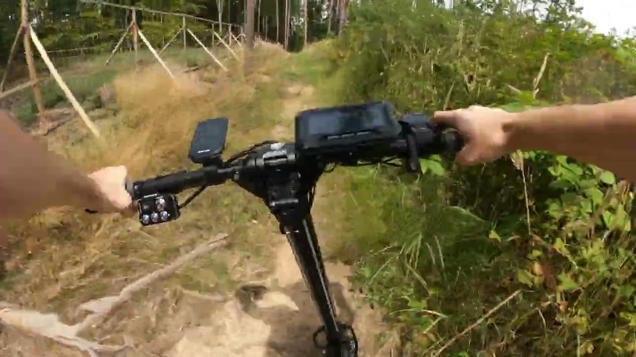 Krivoklat castle ride with IGPSport BSC300T - footh paths and forest