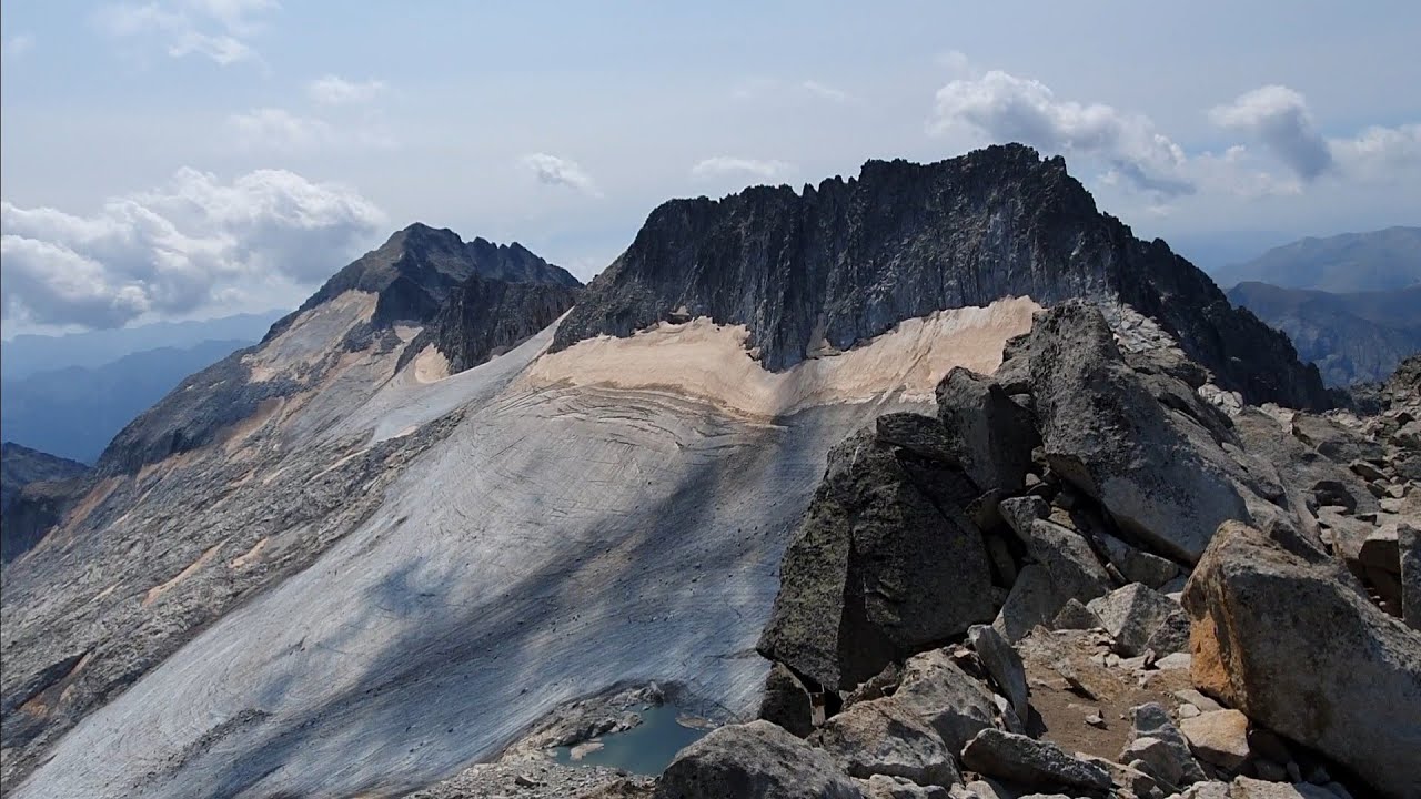 Pico Maladeta y Abadías desde la Besurta