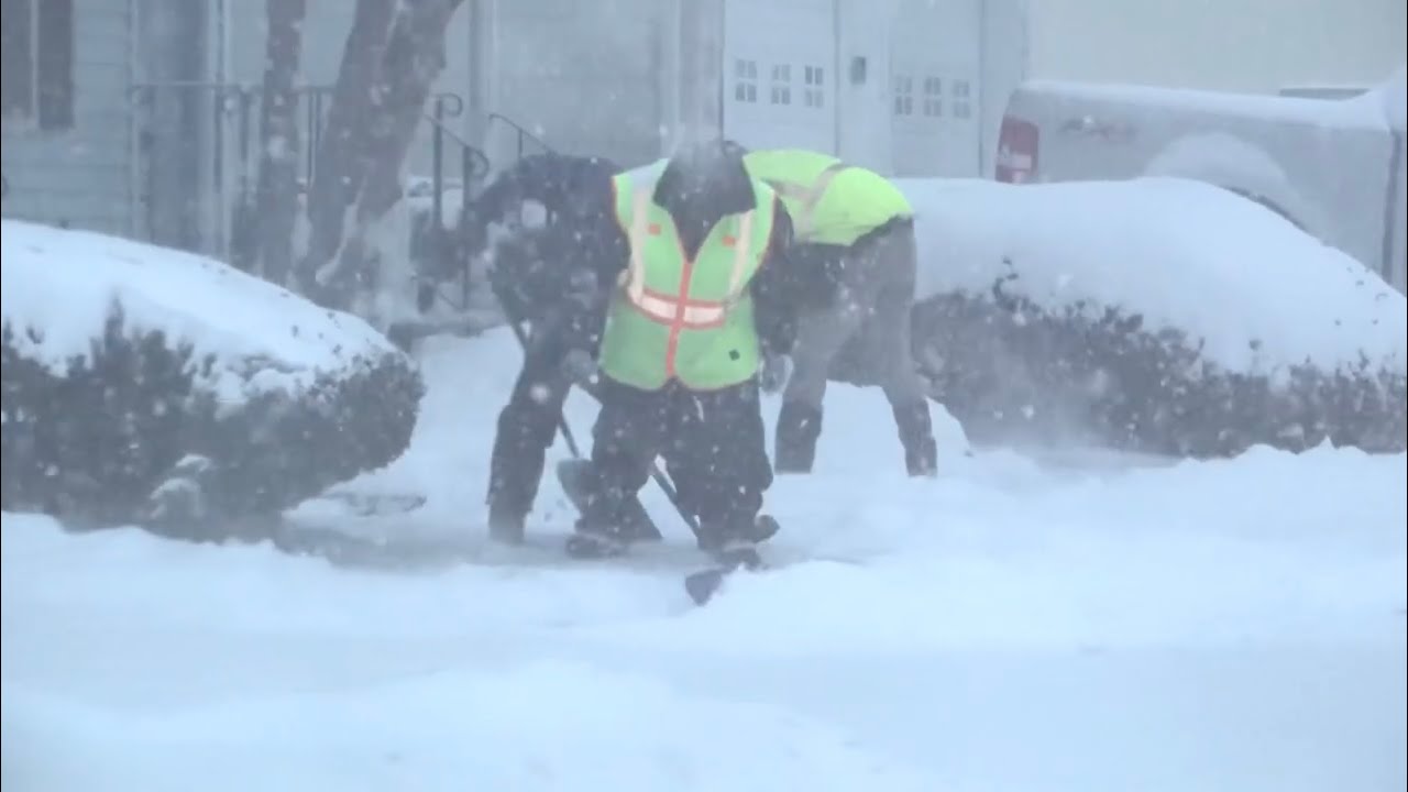 02-01-2021 Paterson, New Jersey Significant Winter Storm-Stranded Motorists-Significant Accumulation