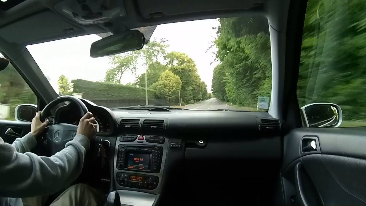 Mercedes C30 AMG :Test Toshiba camileo X-Sports