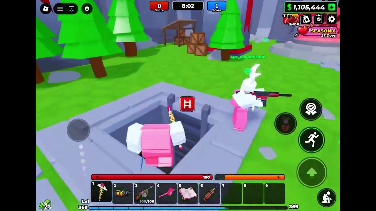 Me playing flag wars! ❤️Valentine’s Day event! I’ve got every weapon from it!