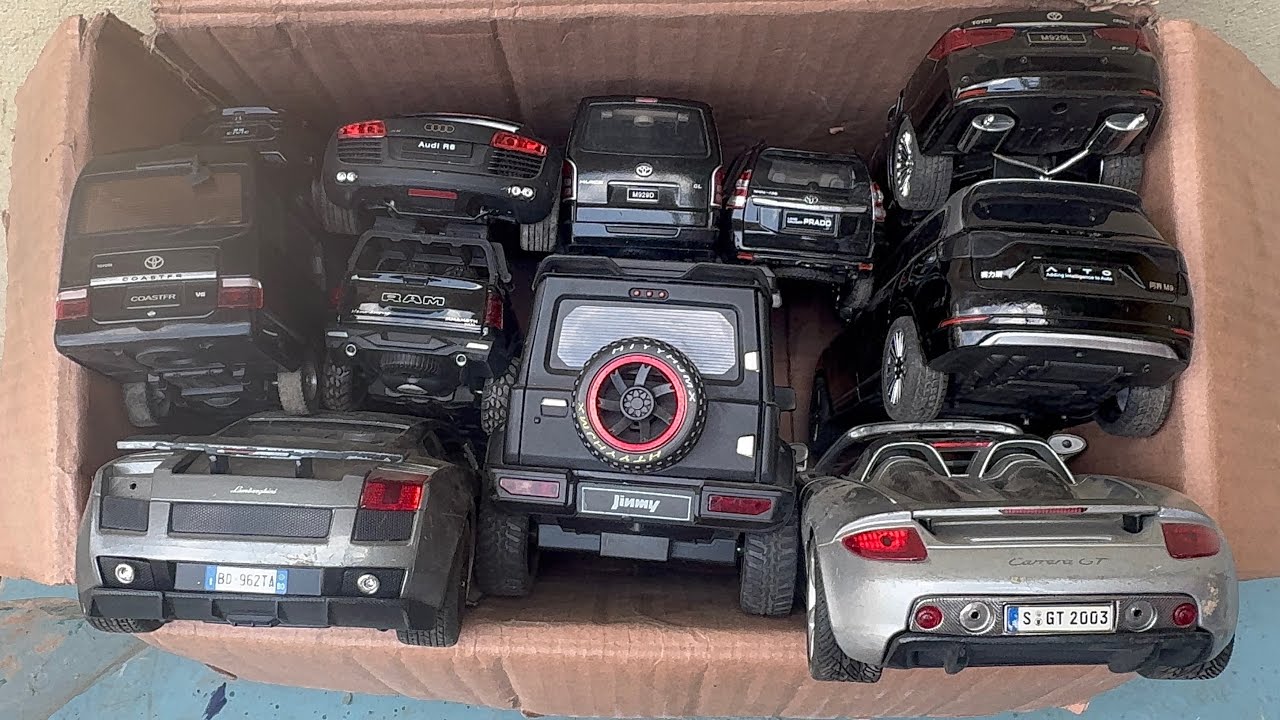 Vamos a elegir coches a escala diecast negros: Mercedes, Toyota, Lamborghini,RR,Subaru,Audi,Jeep