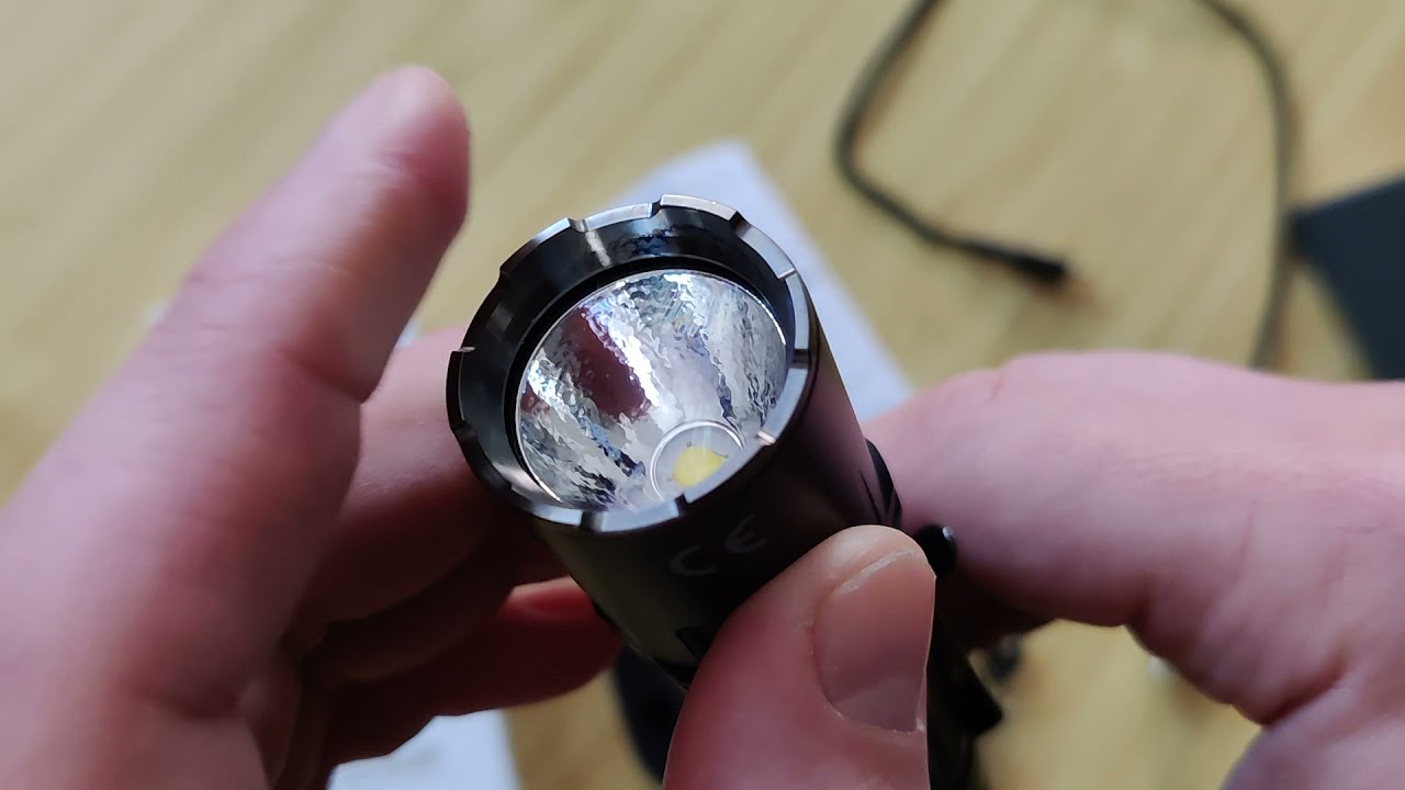 Обзор фонаря Klarus XT2CR PRO - прикольный тактик с 