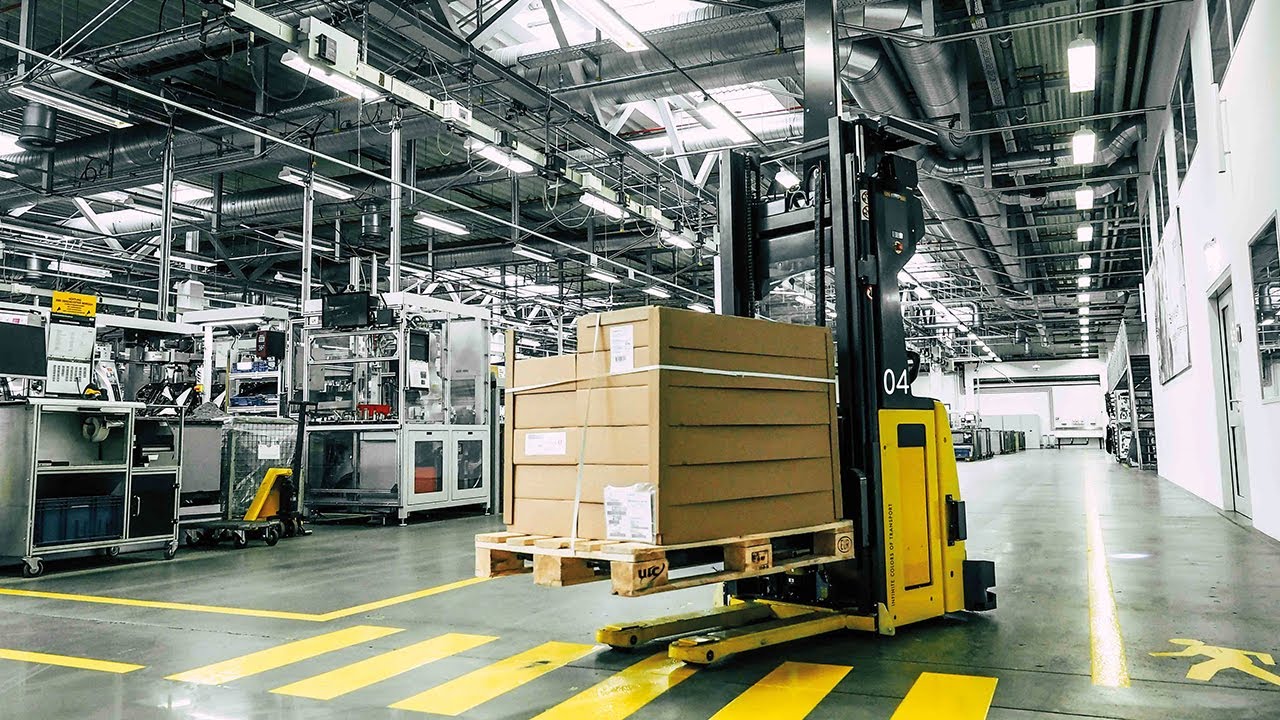 ek robotics x brose | Optimized intralogistics thanks to automated material flow with AGVs