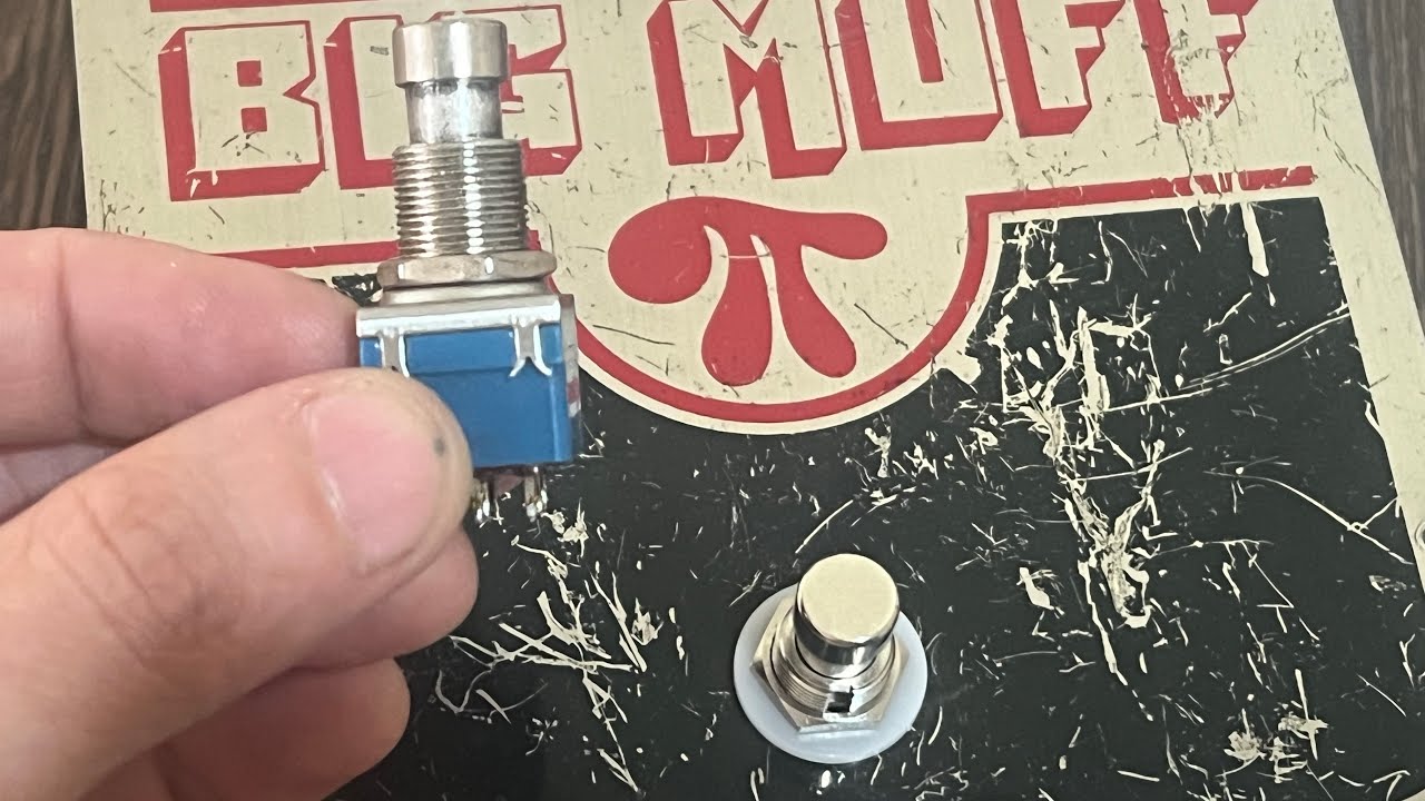 Como cambiar un  foot switch en un pedal 
