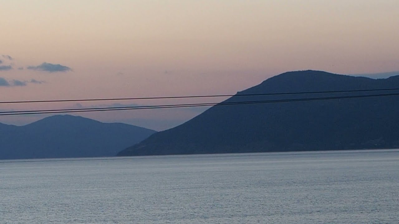 &Alpha;&nu;&tau;ά&mu;&omega;&mu;&alpha; &Phi;ί&lambda;&omega;&nu; &Mu;&omicron;&tau;&omicron;&sigma;&upsilon;&kappa;&lambda;.&Rho;&omicron;&beta;&iota;έ&sigmaf; &Epsilon;&upsilon;&beta;&omicron;ί&alpha;&sigmaf; 2021 :  Relaxation, Serenity, Calm .Travelling in Greece.