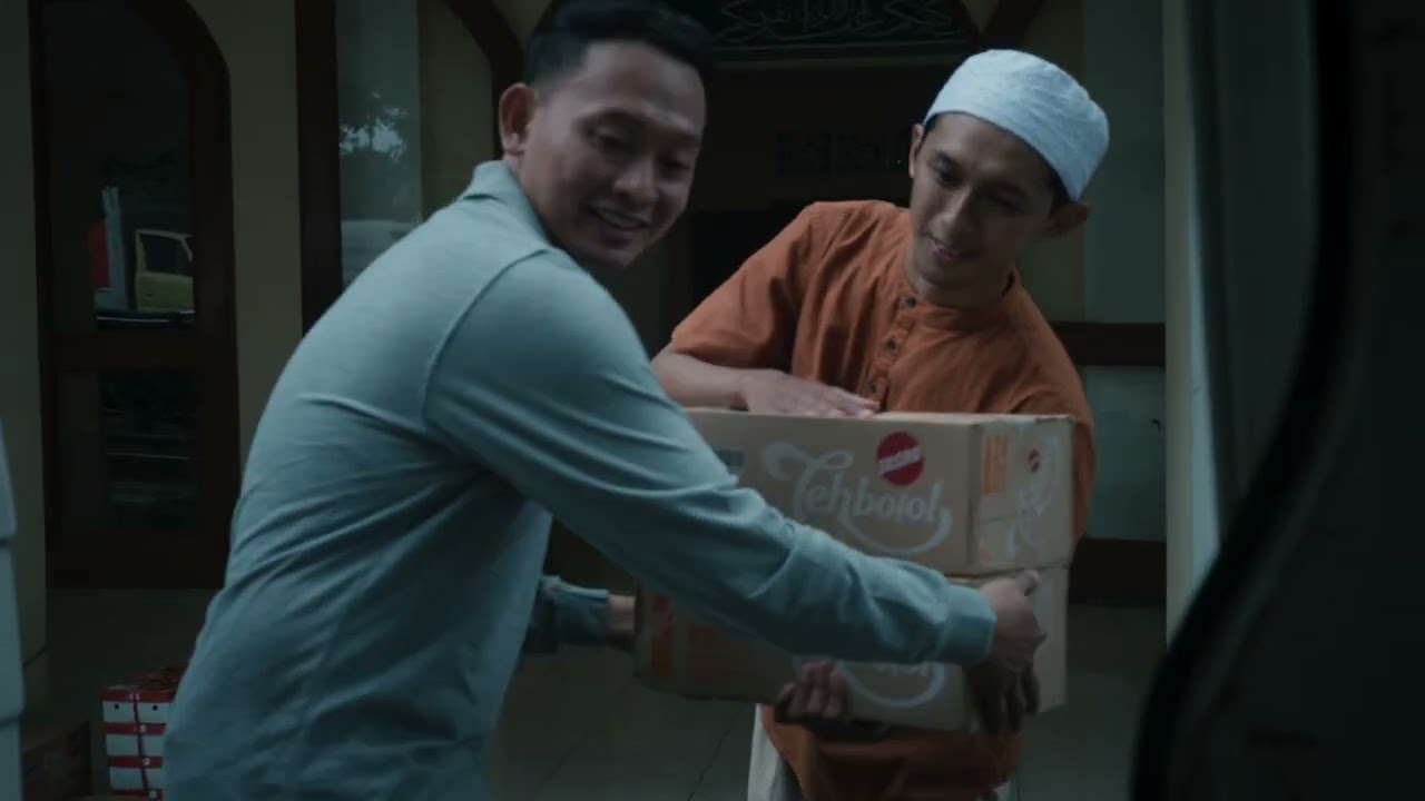 Tehbotol Sosro Memberikan Kebahagian Adalah Kebahagiaan &ndash; 60&rdquo; (2023)