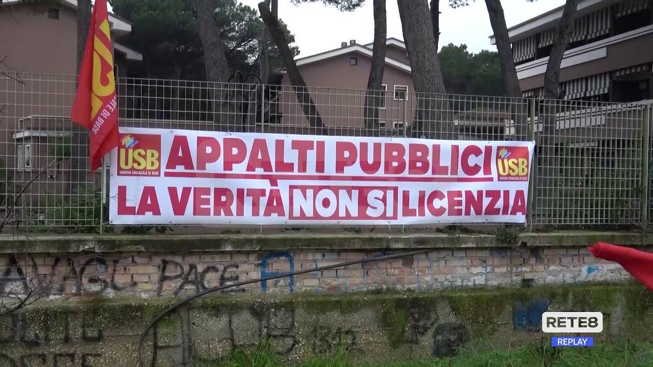 Pescara - Sit in di protesta dell’USB