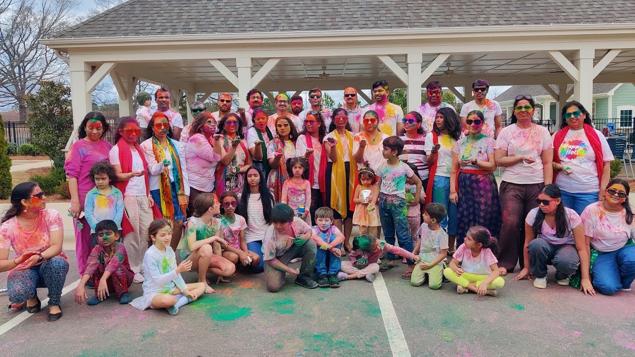 Cheyney gang Holi celebration 🎉💚♥️💜🩷🩵🩷🩷🩷💙friends #carzy dance 💃🥰🥰💃