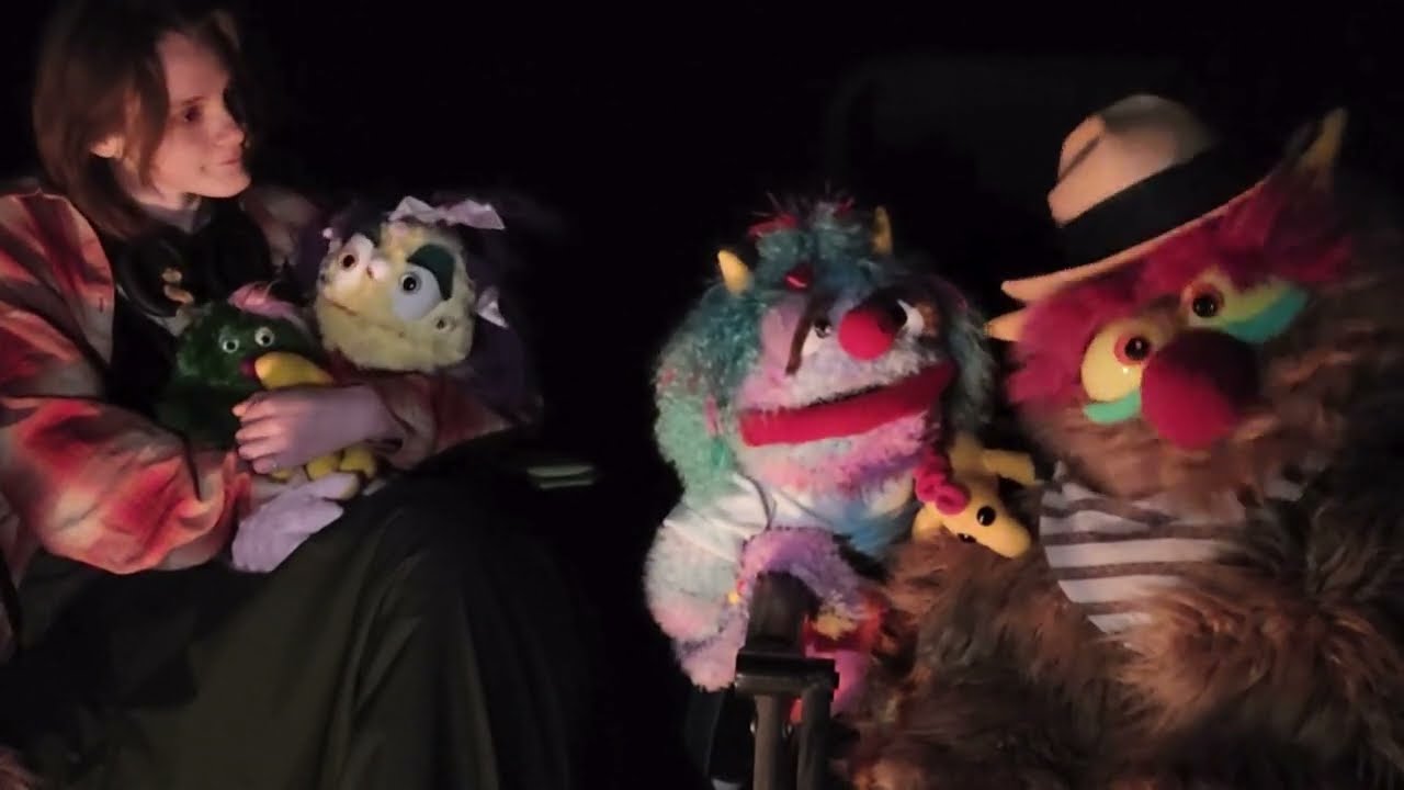 Crumpit Corner S1 E5 - The Crumpits go Camping - a Crumpit Corner special