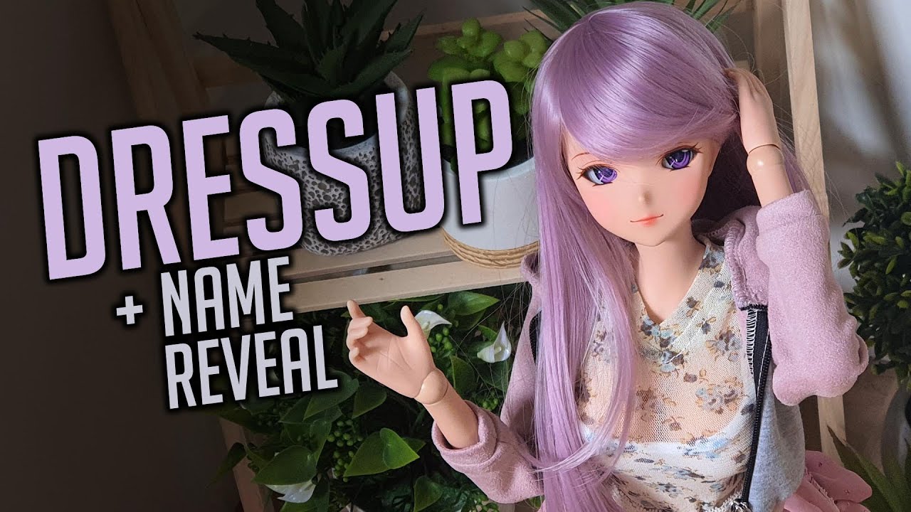 DRESSING and NAMING my NEW Smart Doll
