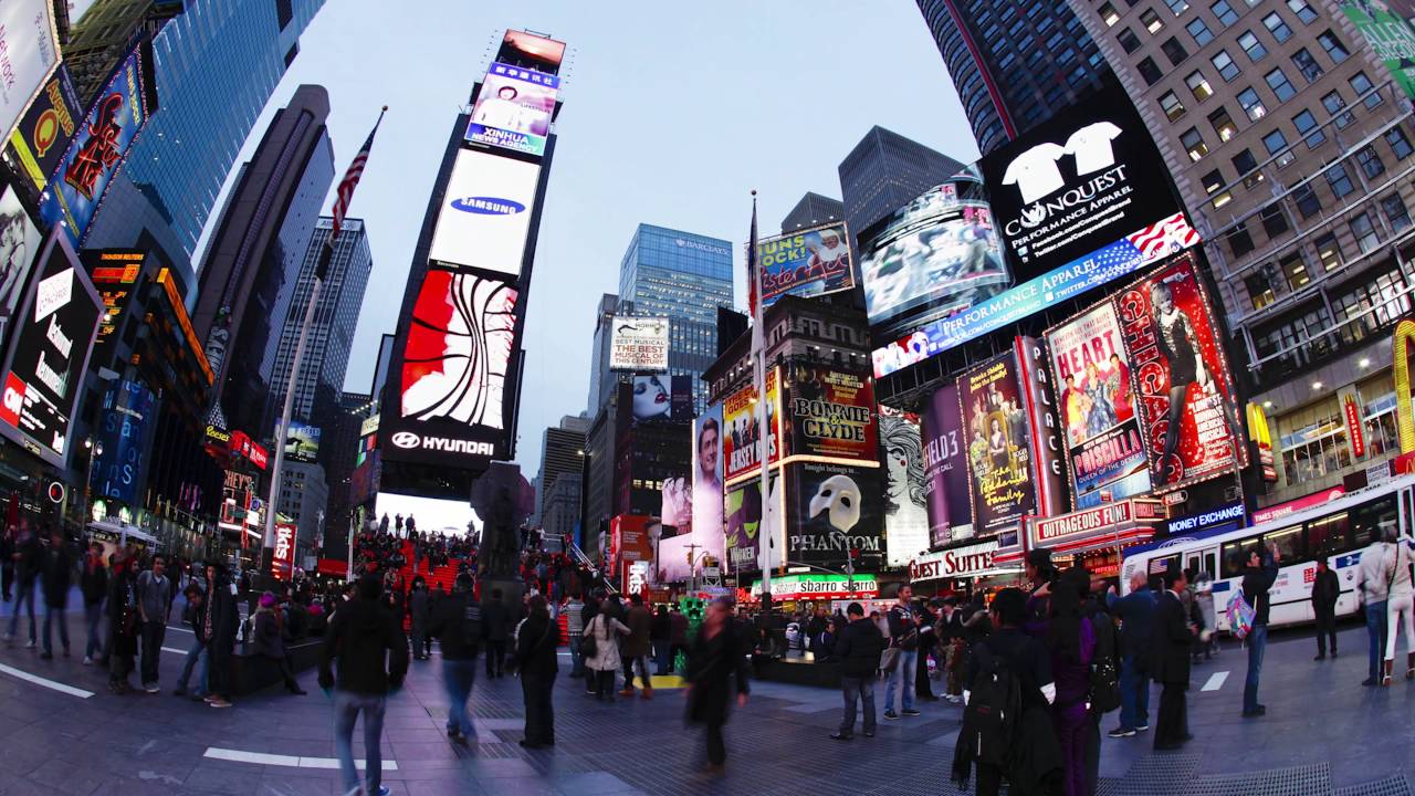 Busy streets of New York City - time lapse