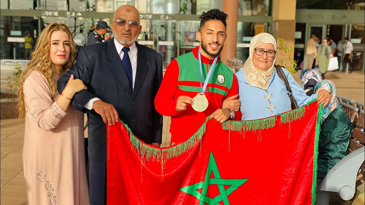 البطل المغربي أناس الجزولي يحرز ذهبية🥇 بطولة افريقيا في للكيك بوكسينغ بدورة جنوب إفريقيا 2022🏆