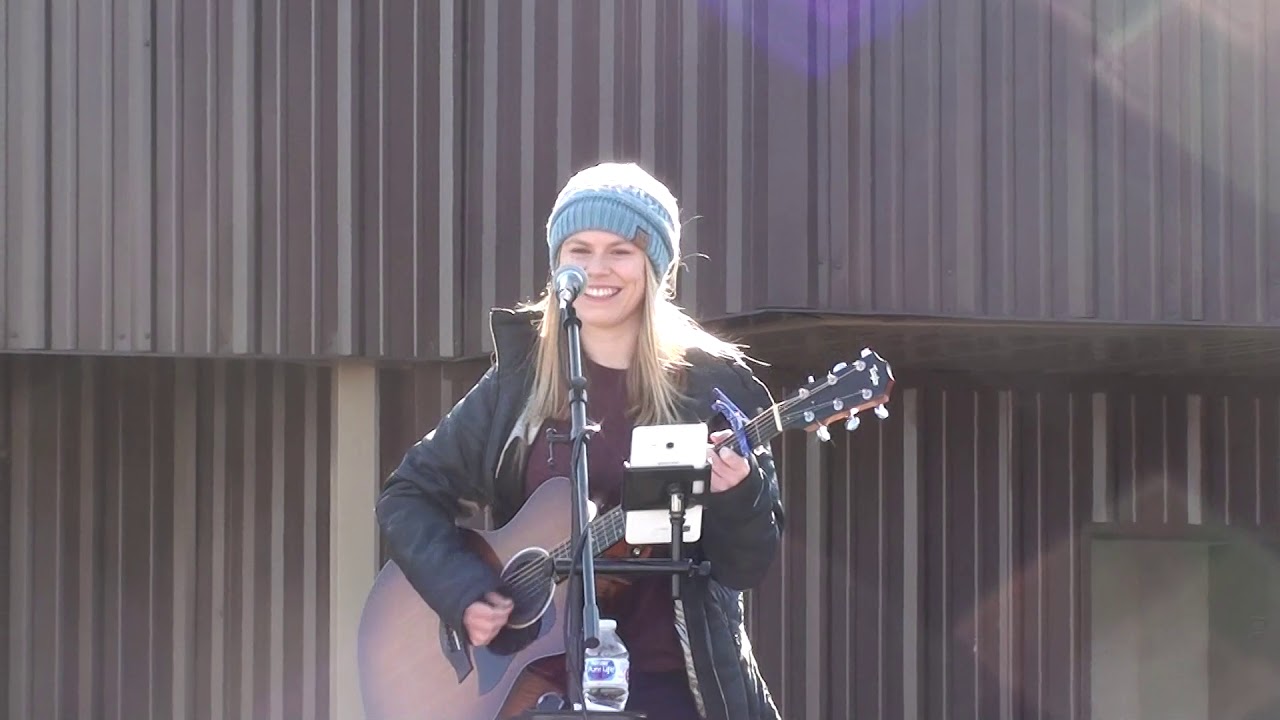 All These Things That I've Done- The Killers (acoustic cover by Sarah Cecil)