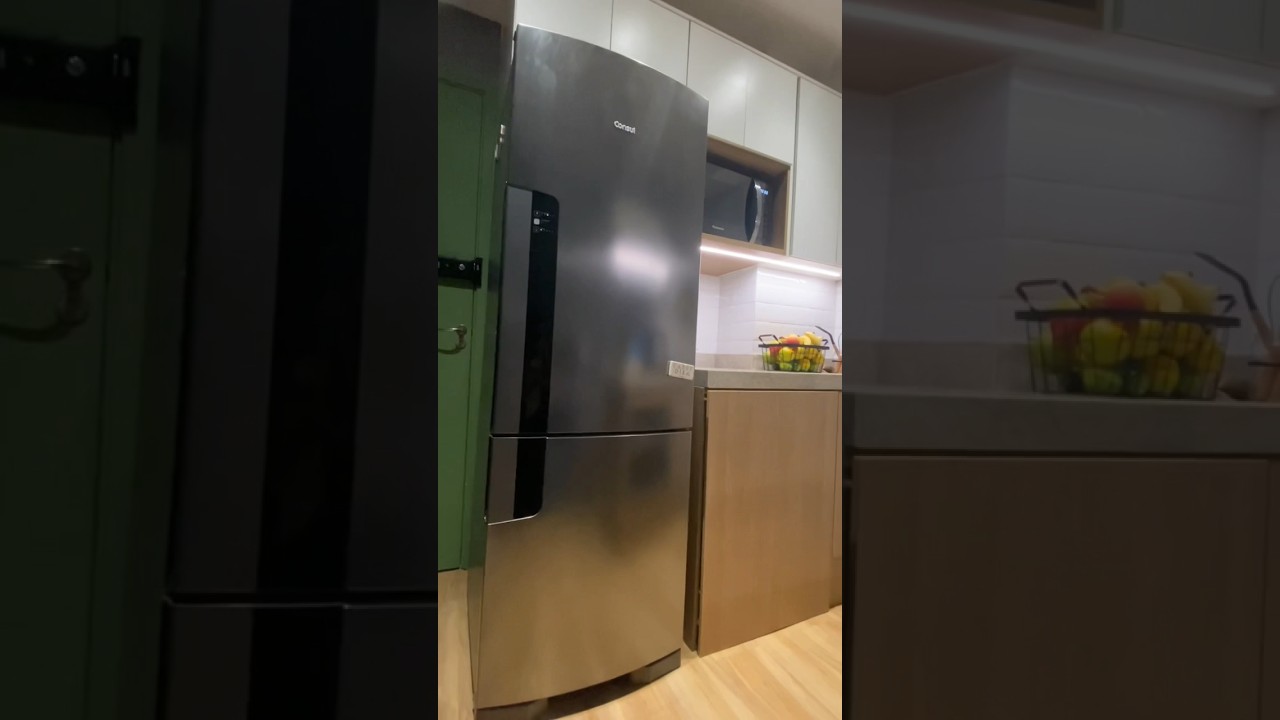 Melhor geladeira para cozinha pequena: Consul Inverse