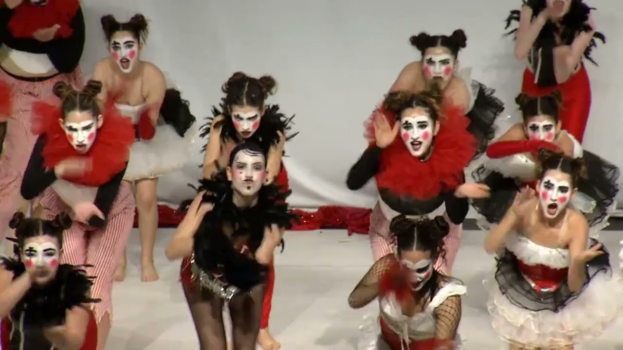 סטדיו דנסינג freak Show